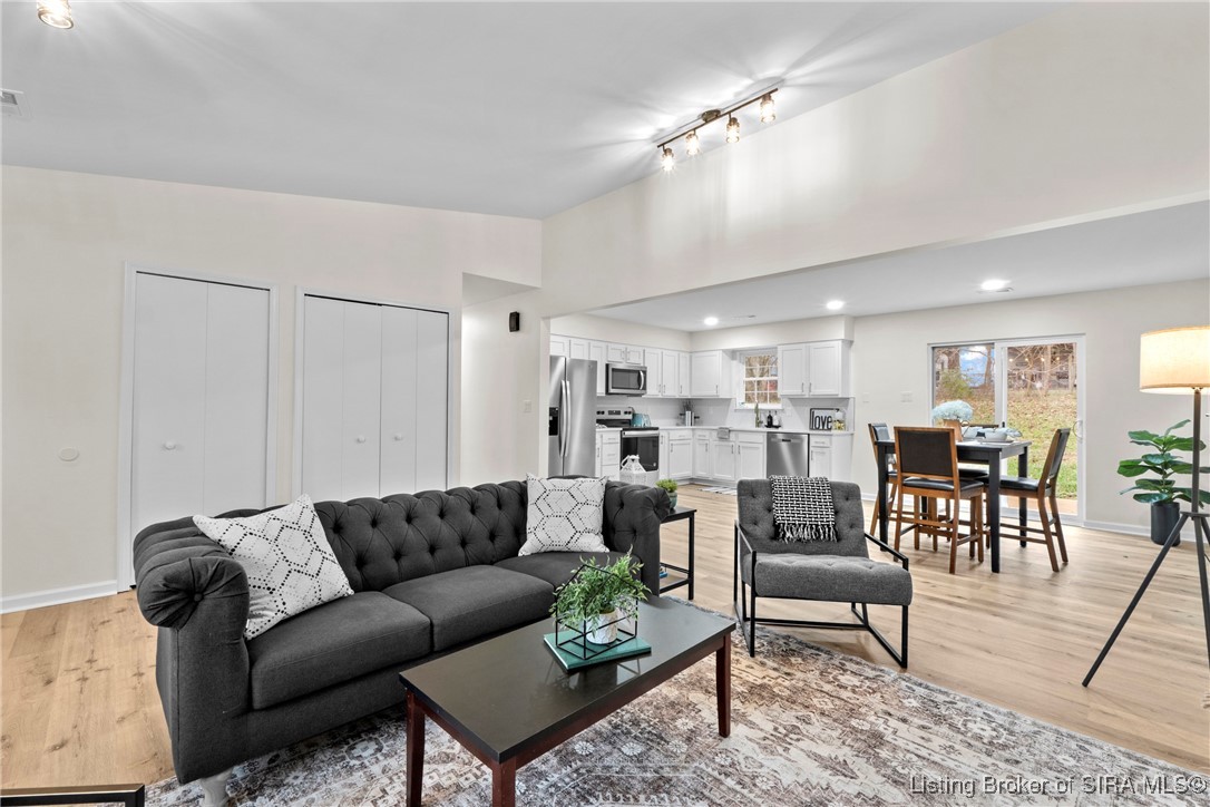 1115 Marci Lane Georgetown, IN 47122 - Photo 8 of 34