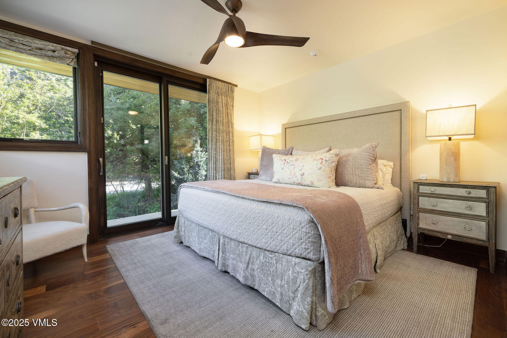 3013 Booth Creek Drive Vail, CO 81657 - Photo 14 of 43 2506_3013_booth_creek_interior_bed_04