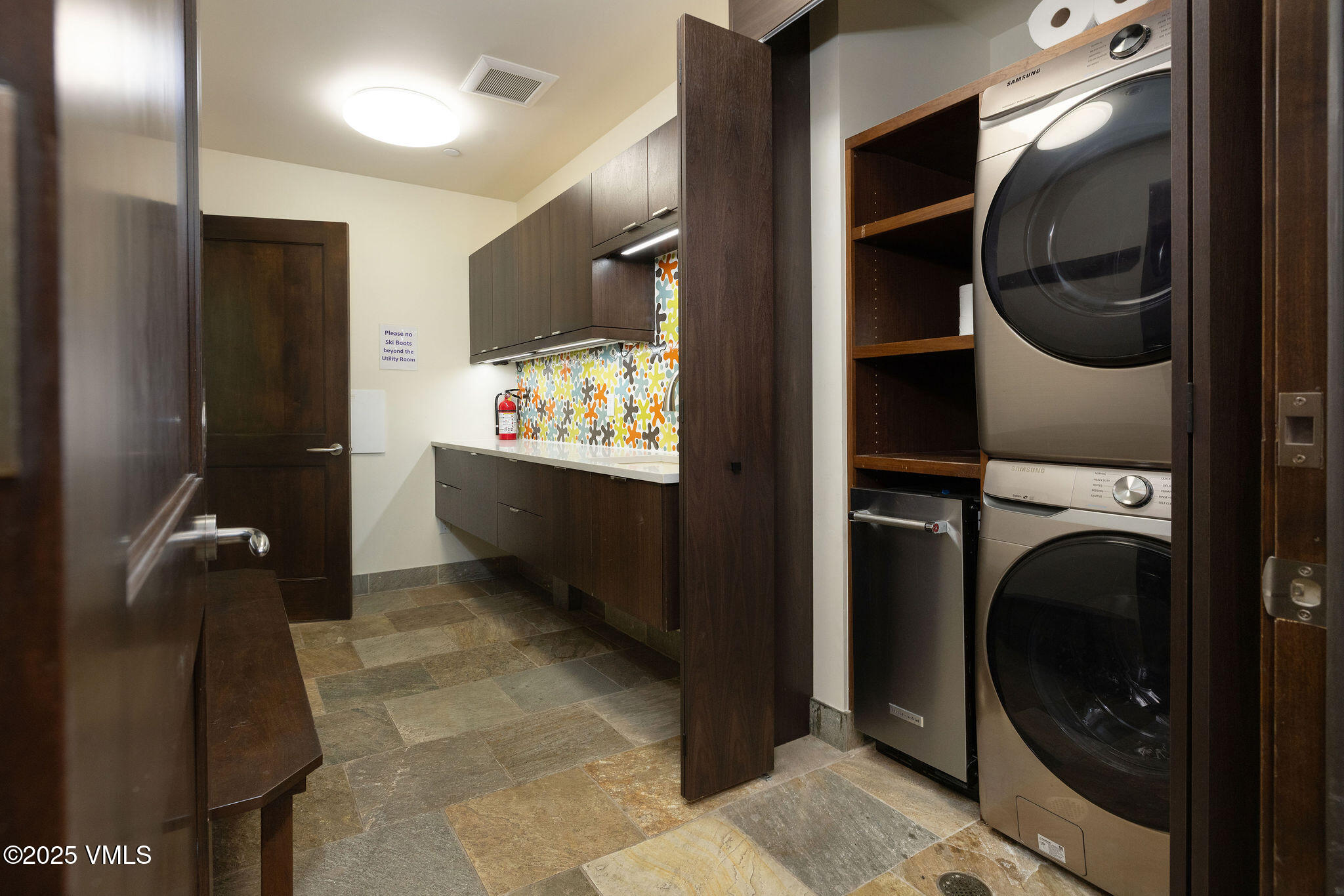 3013 Booth Creek Drive Vail, CO 81657 - Photo 17 of 43 2506_3013_booth_creek_interior_laundry