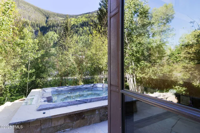 $7,995,000 | 3013 Booth Creek Drive, Vail, CO 81657