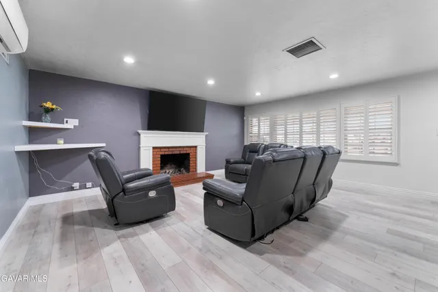 $439,900 | 44410 Loneoak Avenue, Lancaster, CA 93534