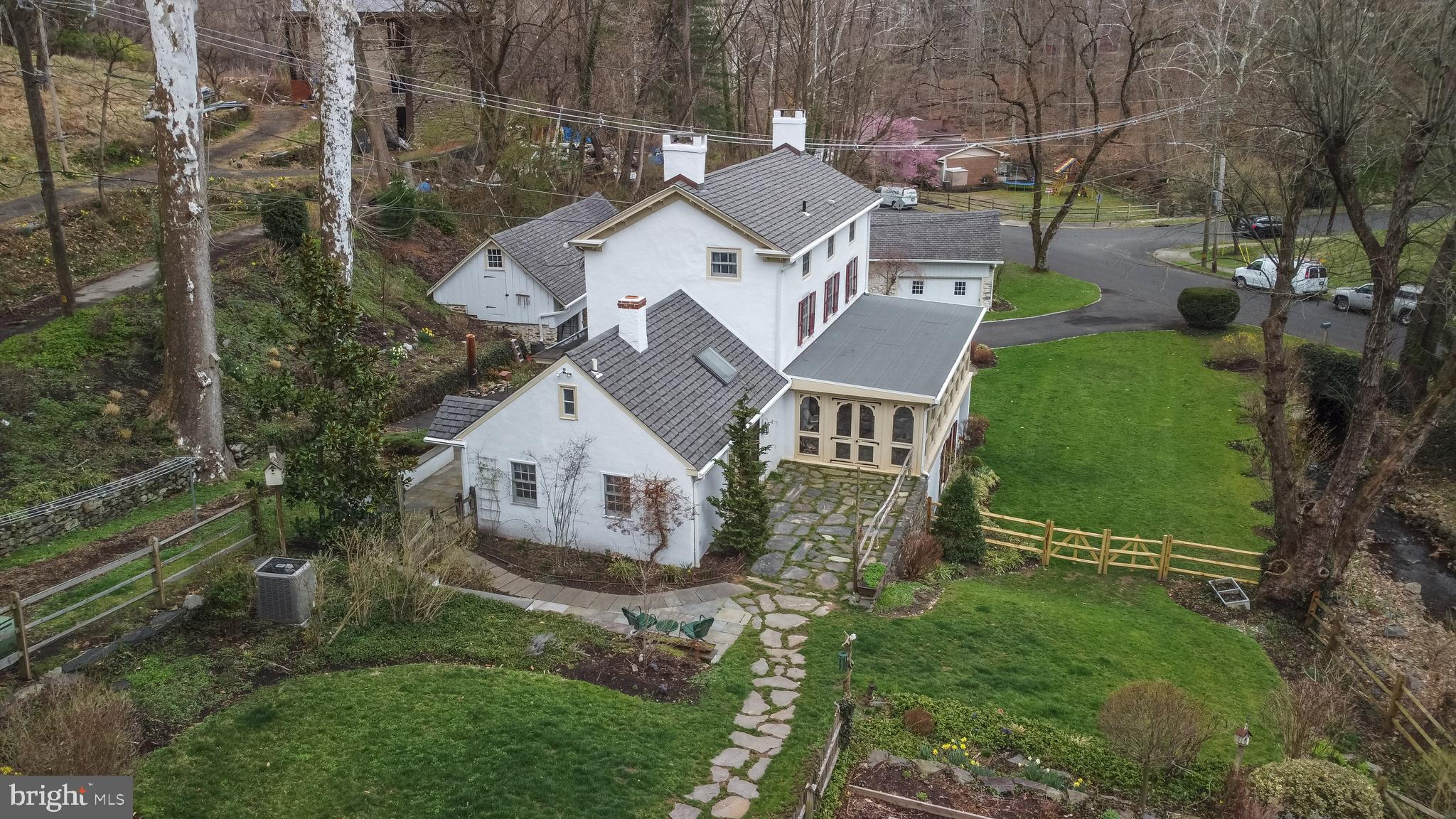 1090 Old Ford Road Huntingdon Valley, PA 19006 - Photo 2 of 68