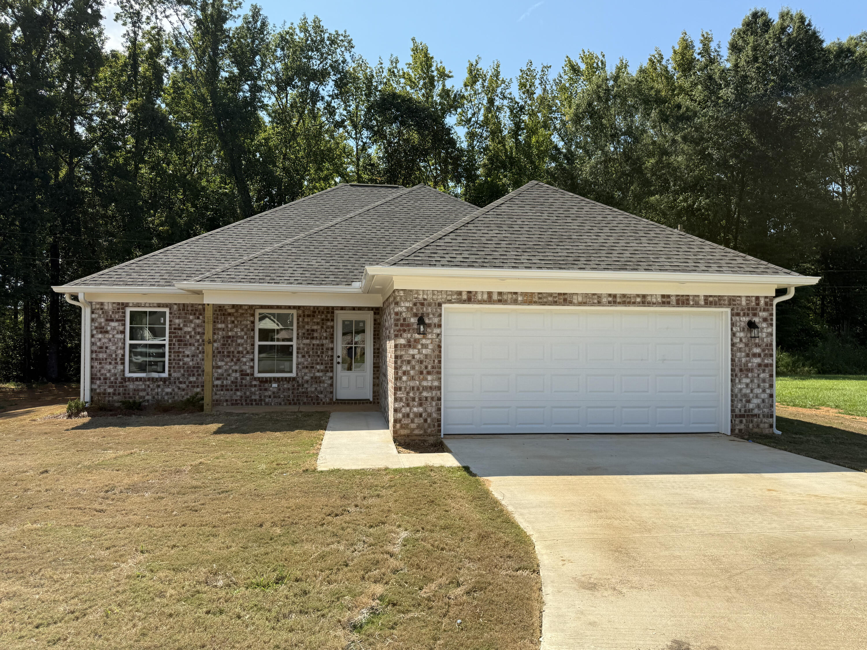 5 Autumn Ridge Blue Springs, MS 38828 - Photo 1 of 1 Gallery Image 1