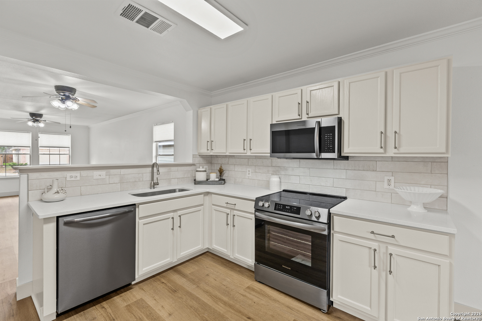 11030 Rindle Ranch San Antonio, TX 78249 - Photo 7 of 31