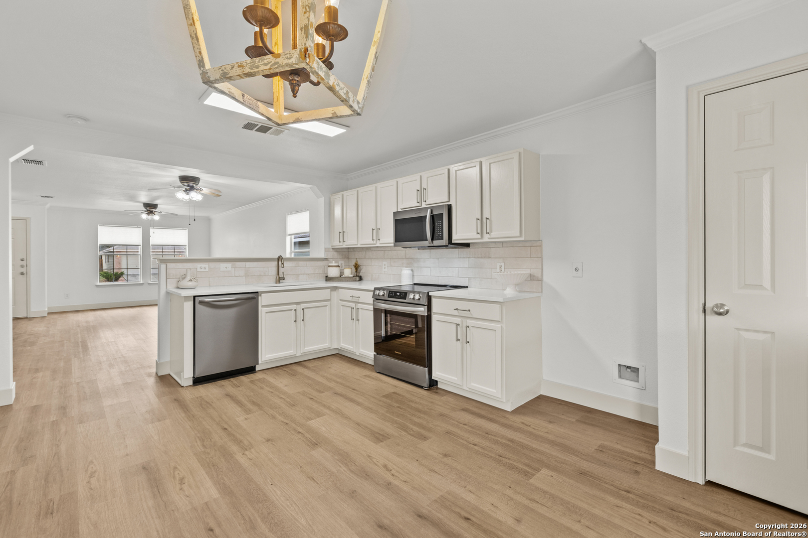 11030 Rindle Ranch San Antonio, TX 78249 - Photo 10 of 31