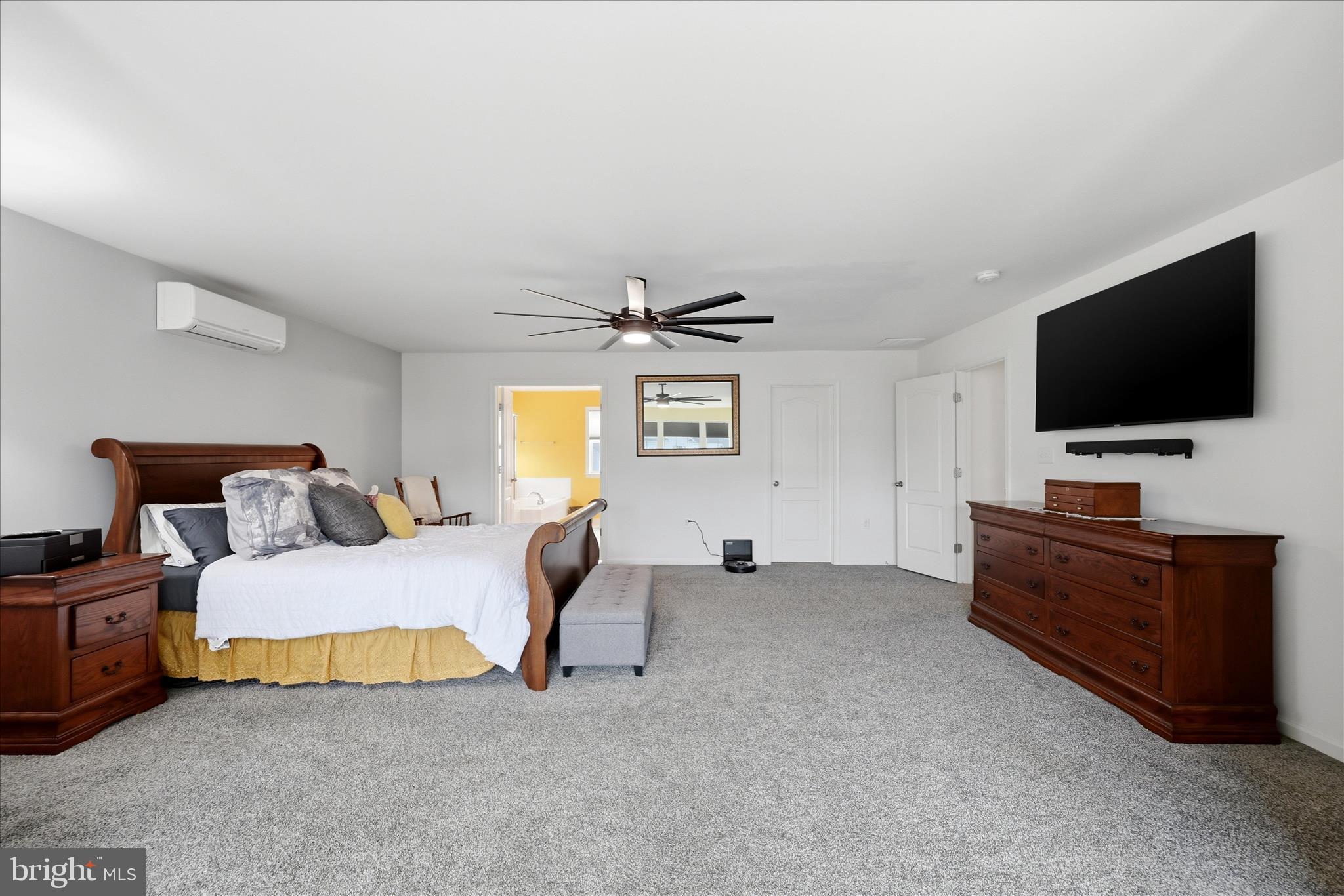 108 Reedville Court Stephens City, VA 22655 - Photo 26 of 82 Primary Bedroom