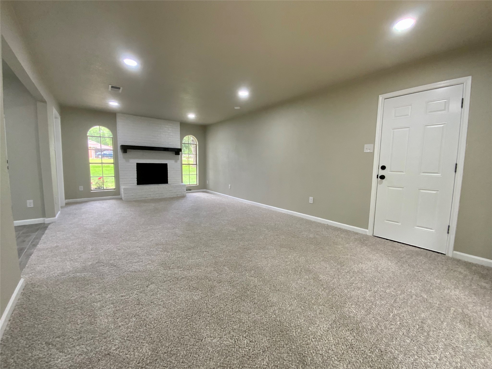 296 Kings Row Street Livingston, TX 77351 - Photo 10 of 35