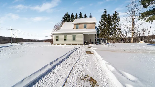 $679,000 | 599 Highway 38, Locke, NY 13092