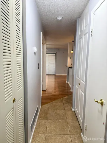 $2,650 | 1 Carriage Place, Edison, NJ 08820