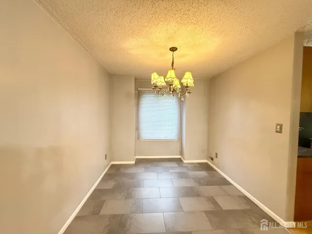 $2,650 | 1 Carriage Place, Edison, NJ 08820