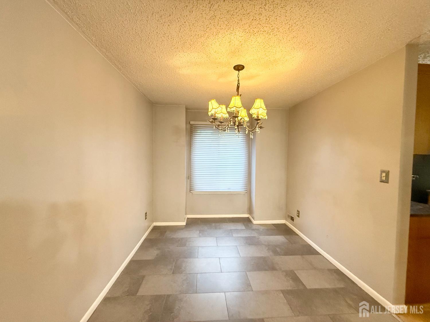 1 Carriage Place Edison, NJ 08820 - Photo 7 of 19