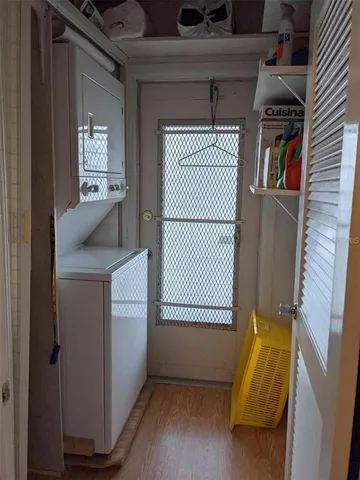 a view of walk in closet