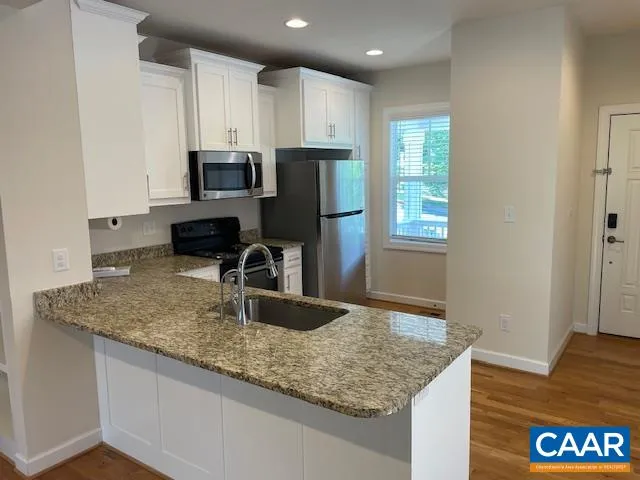 $3,100 | 253 Huntley Avenue, Charlottesville, VA 22903