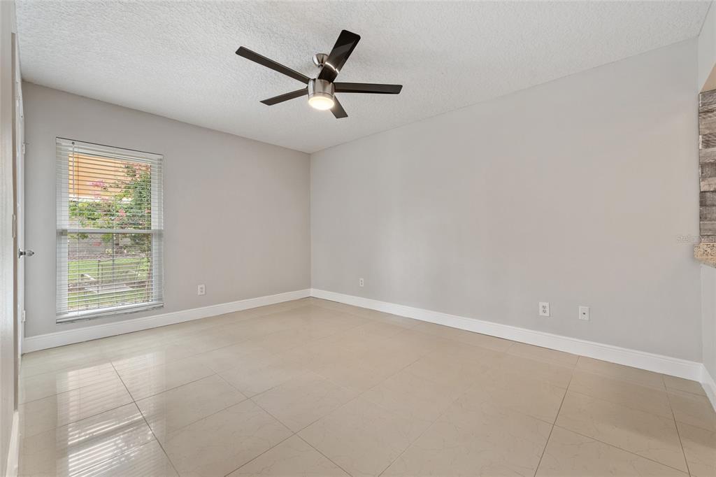 4304 Middlebrook Road, Unit 4304 Orlando, FL 32811 - Photo 16 of 29 Gallery Image 16