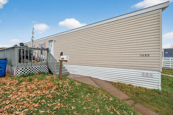 $85,000 | 7433 West Circle Northeast, Fridley, MN 55432