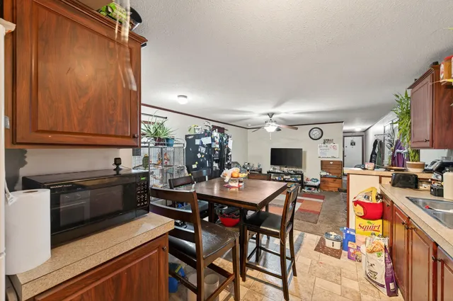 $85,000 | 7433 West Circle Northeast, Fridley, MN 55432