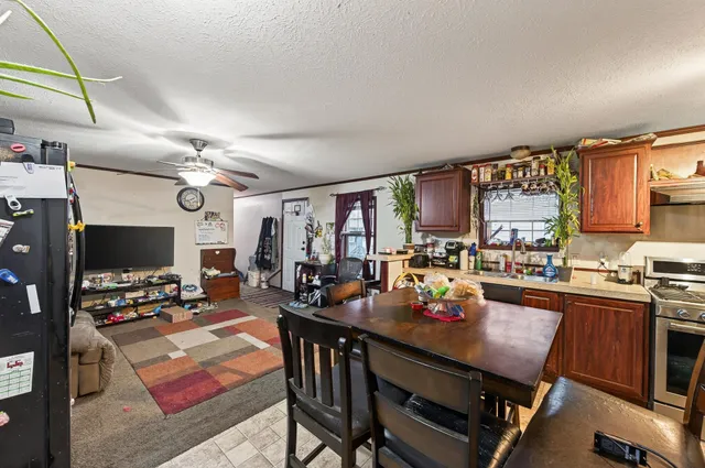 $85,000 | 7433 West Circle Northeast, Fridley, MN 55432