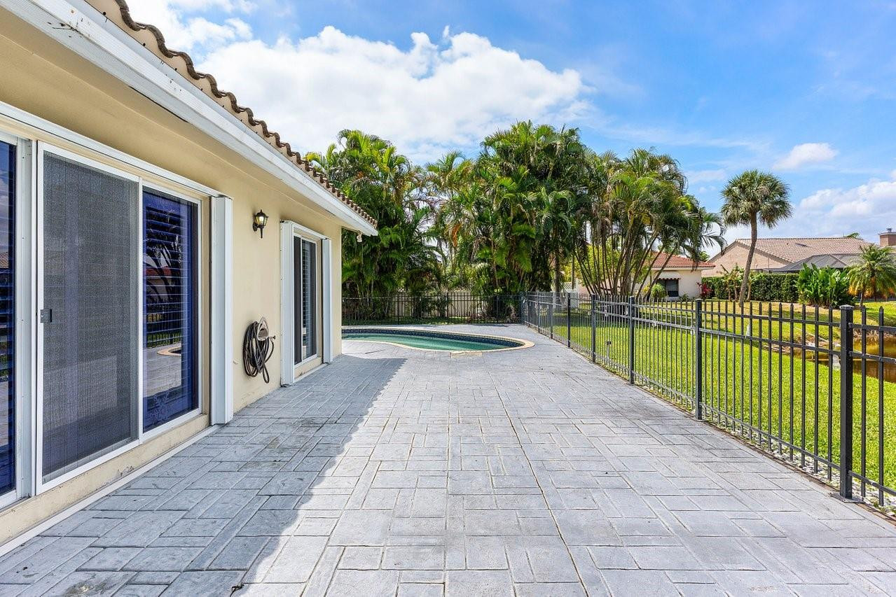 7025 Northwest 2nd Terrace Boca Raton, FL 33487 - Photo 39 of 59 Photo 39