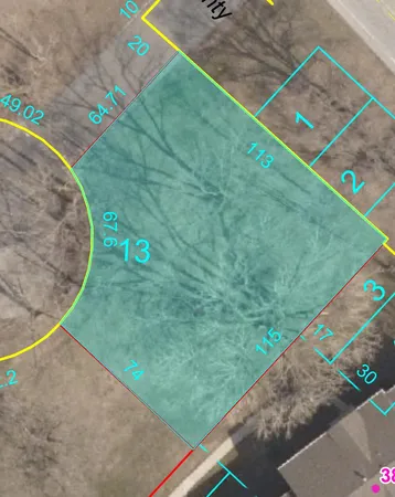 a view of a tennis court