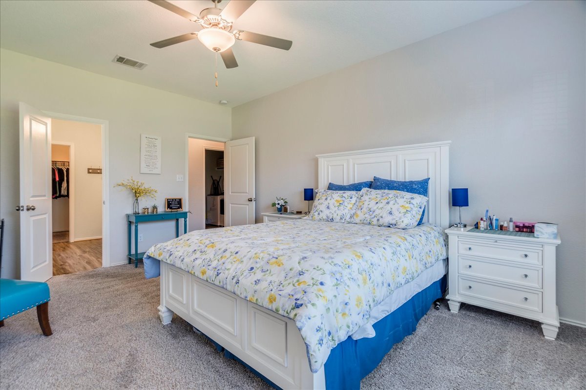 358 Jasper Trail Buda, TX 78610 - Photo 16 of 35