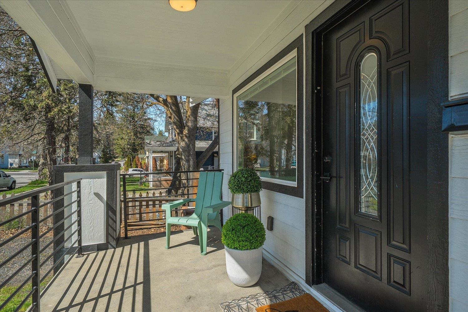 513 East 8th Avenue Spokane, WA 99202 - Photo 2 of 21