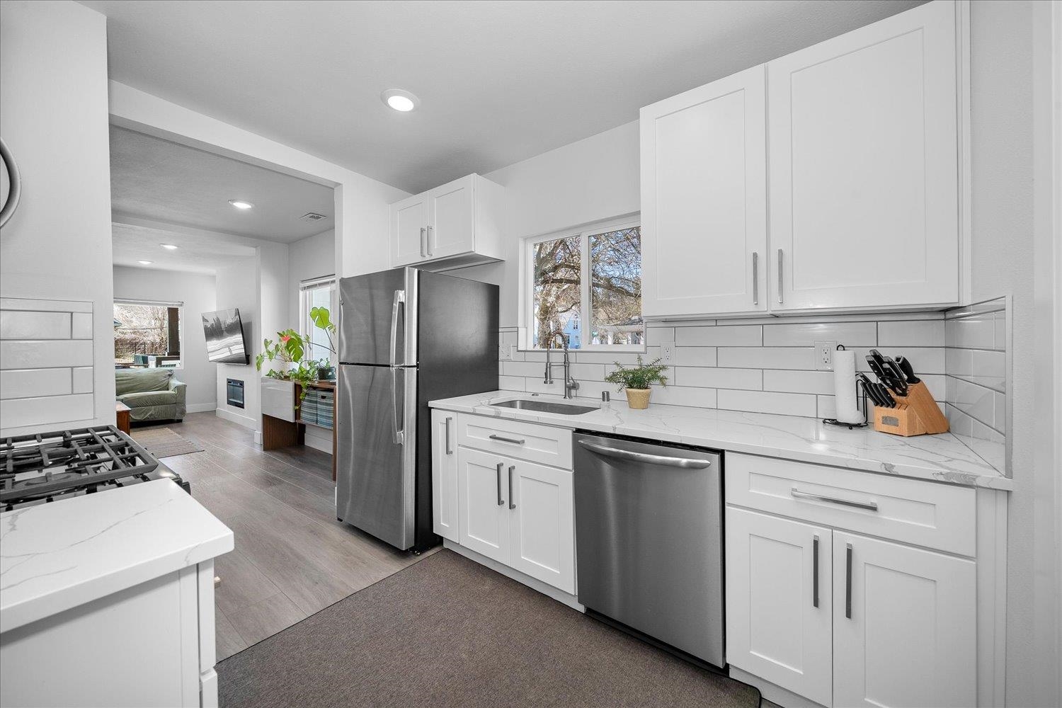 513 East 8th Avenue Spokane, WA 99202 - Photo 7 of 21