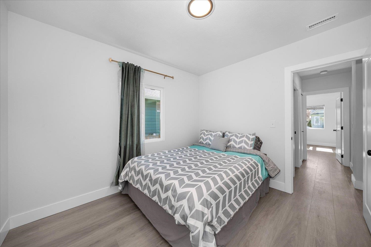 513 East 8th Avenue Spokane, WA 99202 - Photo 10 of 21