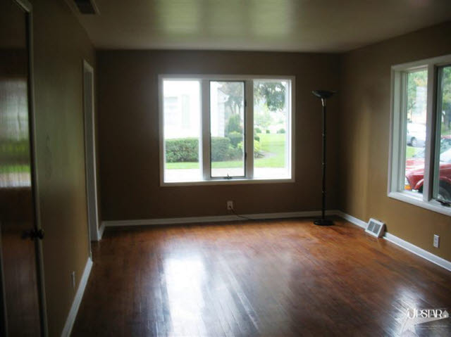 309 Stratton Way Decatur, IN 46733 - Photo 4 of 5