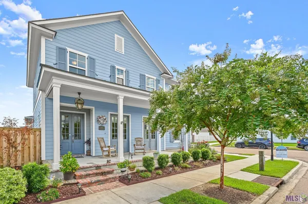 $489,000 | 1197 Memorial Square, Zachary, LA 70791