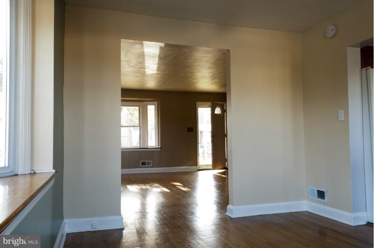 636 Middlesex Road Baltimore, MD 21221 - Photo 12 of 23 Community