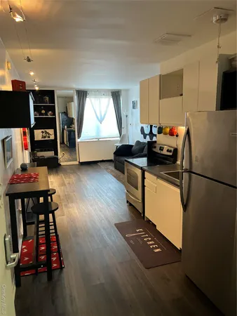$2,150 | 855 East Broadway, Long Beach, NY 11561