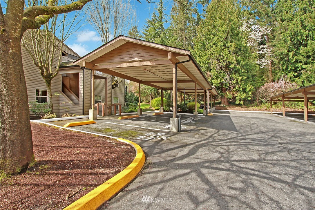 9805 Avondale Road Northeast, Unit V258 Redmond, WA 98052 - Photo 16 of 18