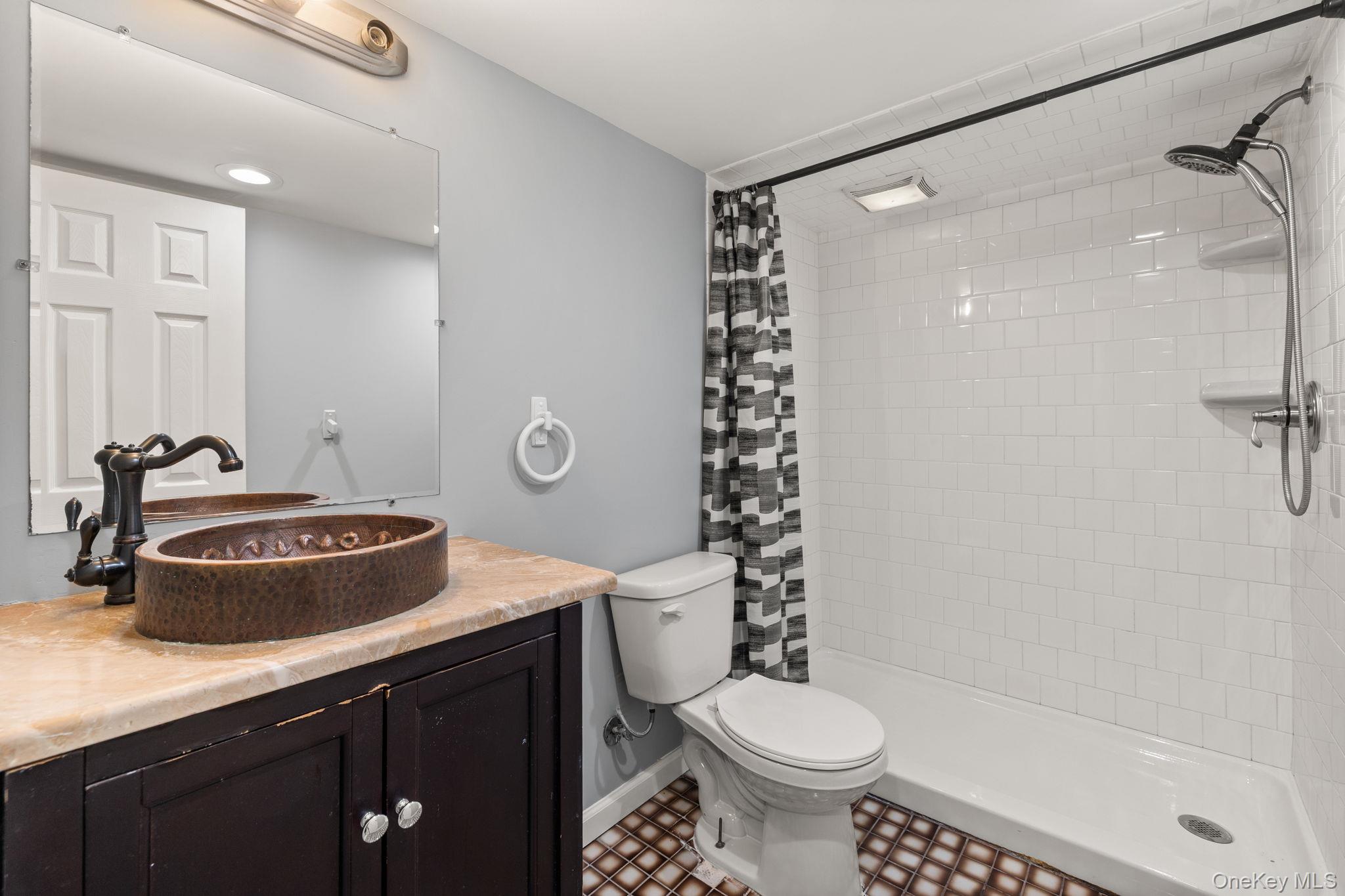 2383 Riverside Drive Wantagh, NY 11793 - Photo 24 of 30