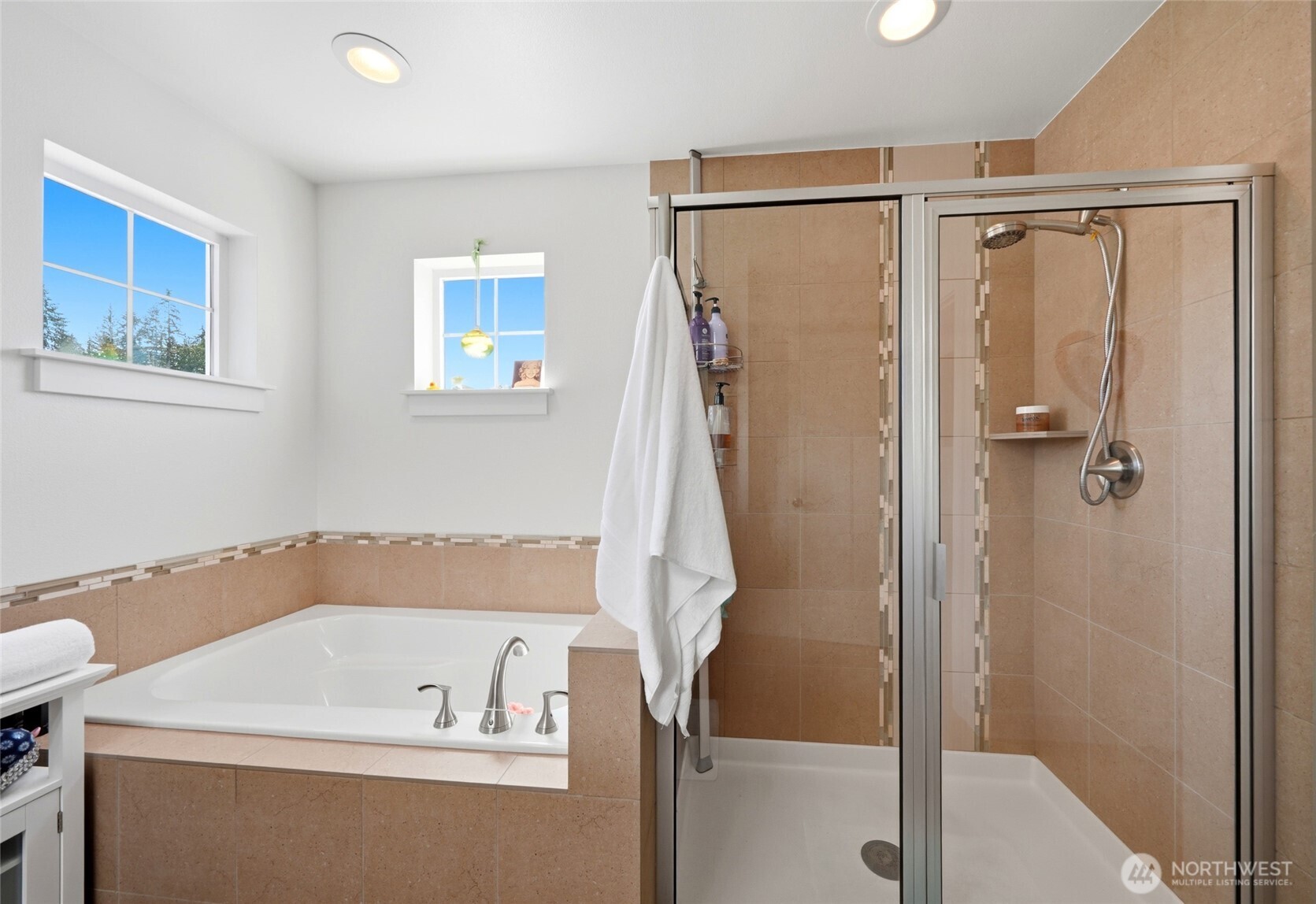 219 197th Street Southeast Bothell, WA 98012 - Photo 28 of 37
