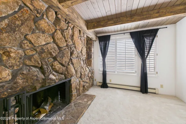 a view of entryway with hardwood