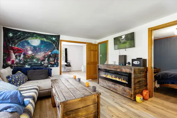 $289,900 | 842 10th Street, Plainwell, MI 49080