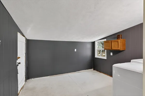 $289,900 | 842 10th Street, Plainwell, MI 49080