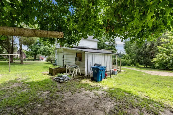 $289,900 | 842 10th Street, Plainwell, MI 49080