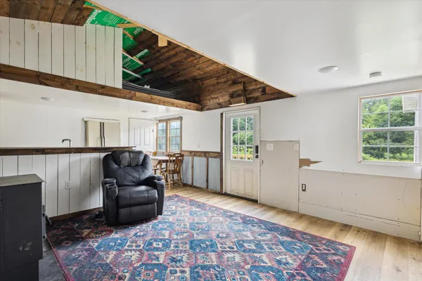 $289,900 | 842 10th Street, Plainwell, MI 49080