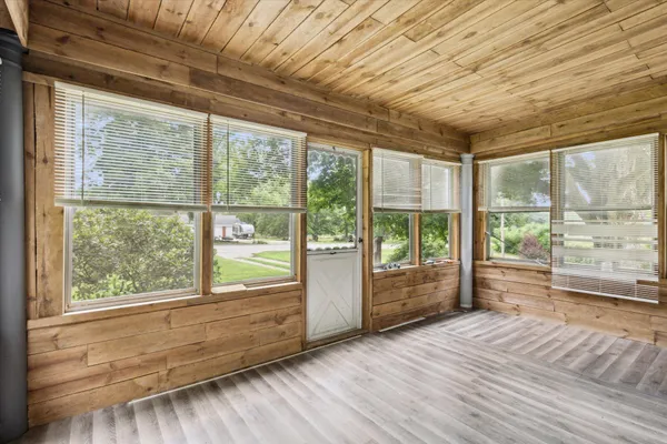 $289,900 | 842 10th Street, Plainwell, MI 49080