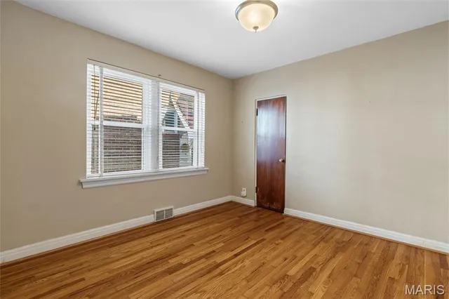 $400,000 | 5850 Neosho Street, St. Louis, MO 63109