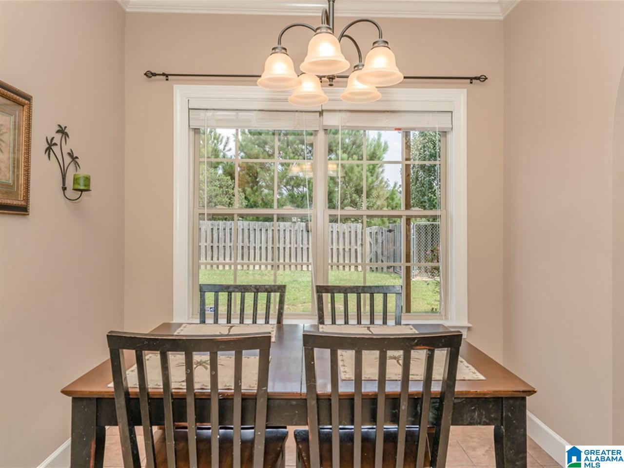 655 Waterford Lane Calera, AL 35040 - Photo 13 of 36