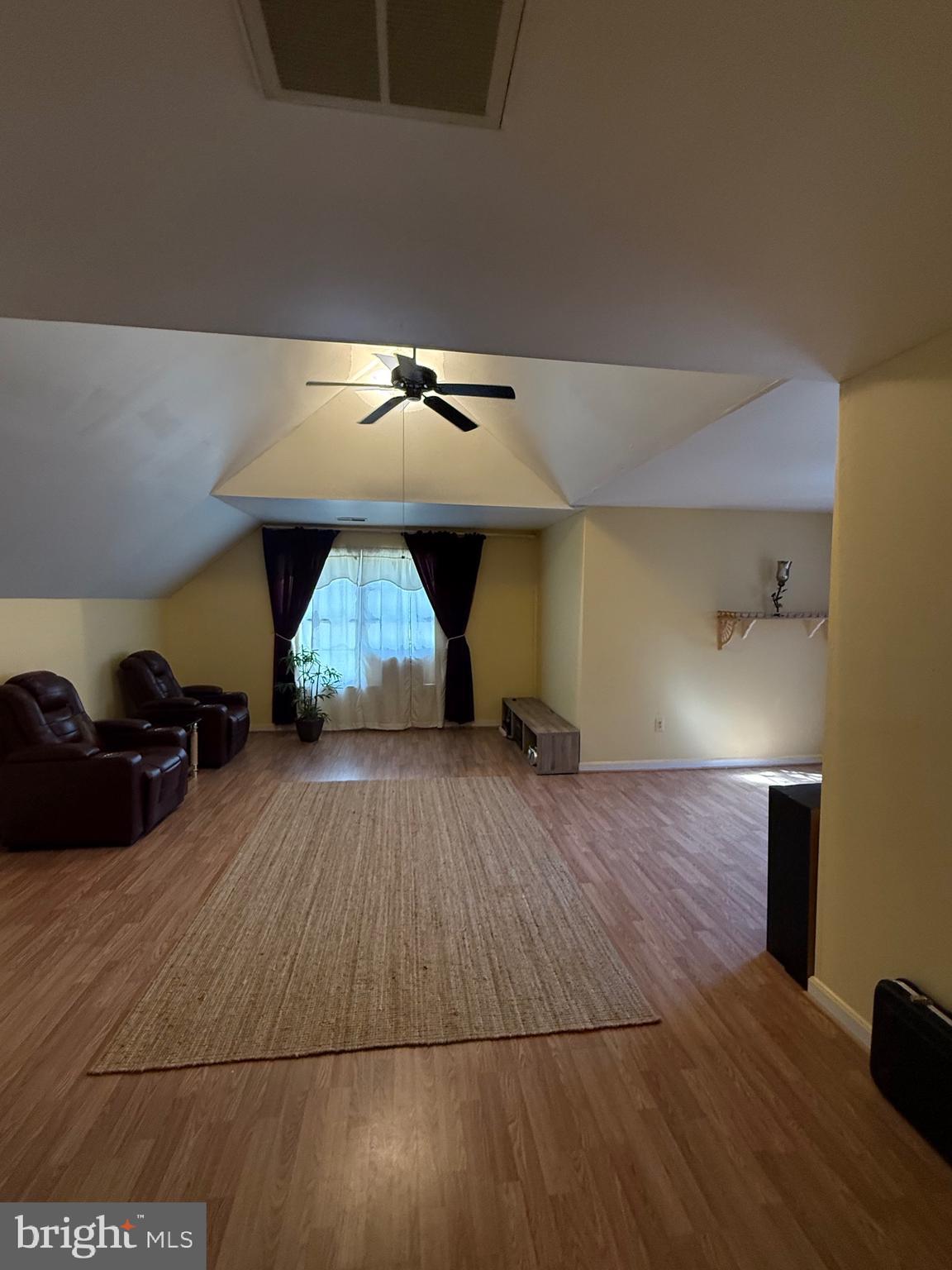 11516 Darnestown Road Gaithersburg, MD 20878 - Photo 16 of 44