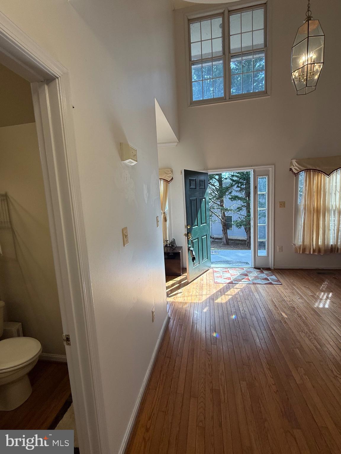 11516 Darnestown Road Gaithersburg, MD 20878 - Photo 30 of 44