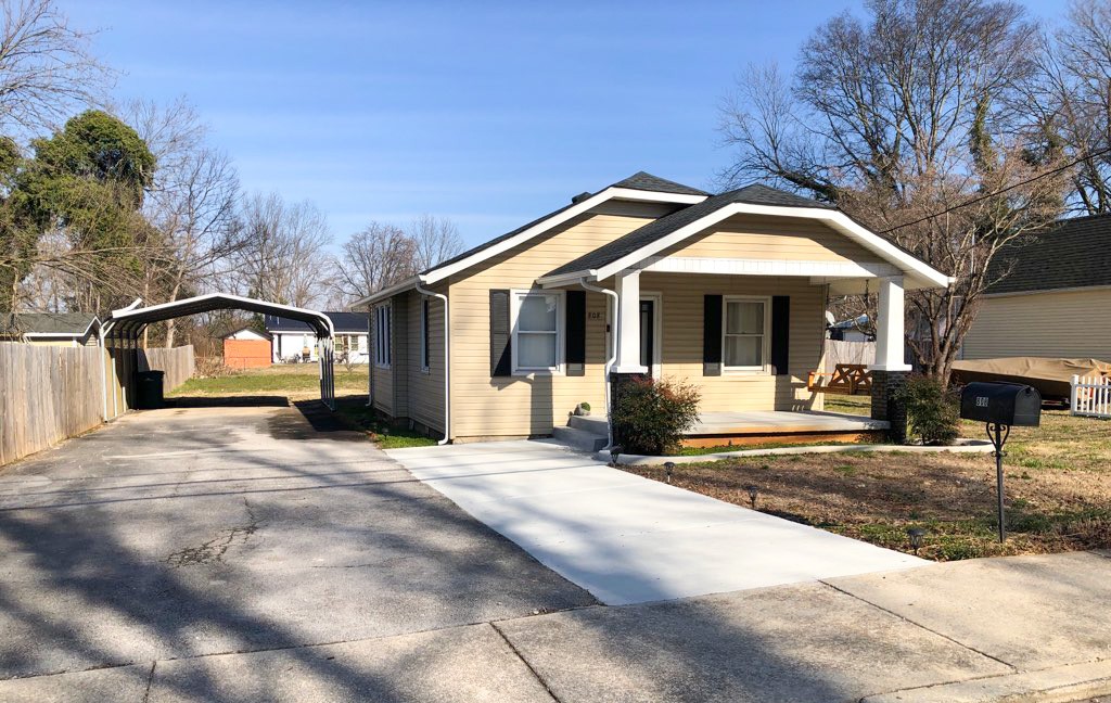 808 North High Street Winchester, TN 37398 - Photo 2 of 29