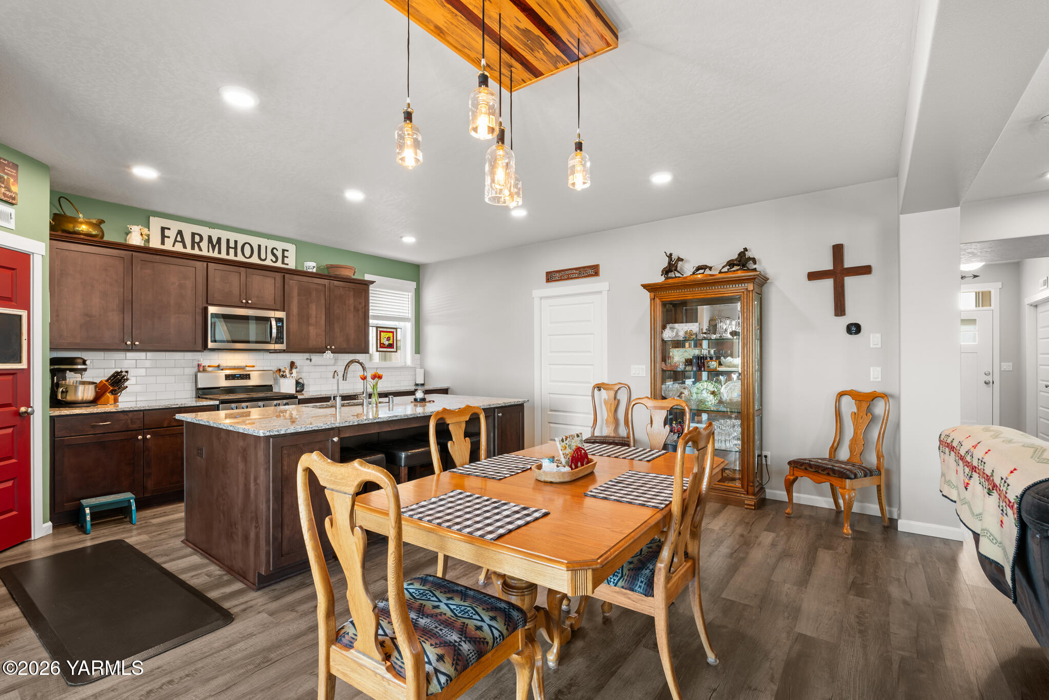 313 Ruby Avenue Grandview, WA 98930 - Photo 16 of 50 DSM00213