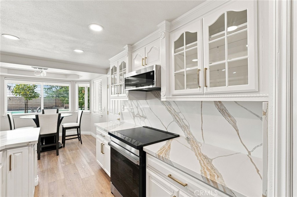 10245 Joshua Road Oak Hills, CA 92344 - Photo 38 of 66 Gallery Image 38