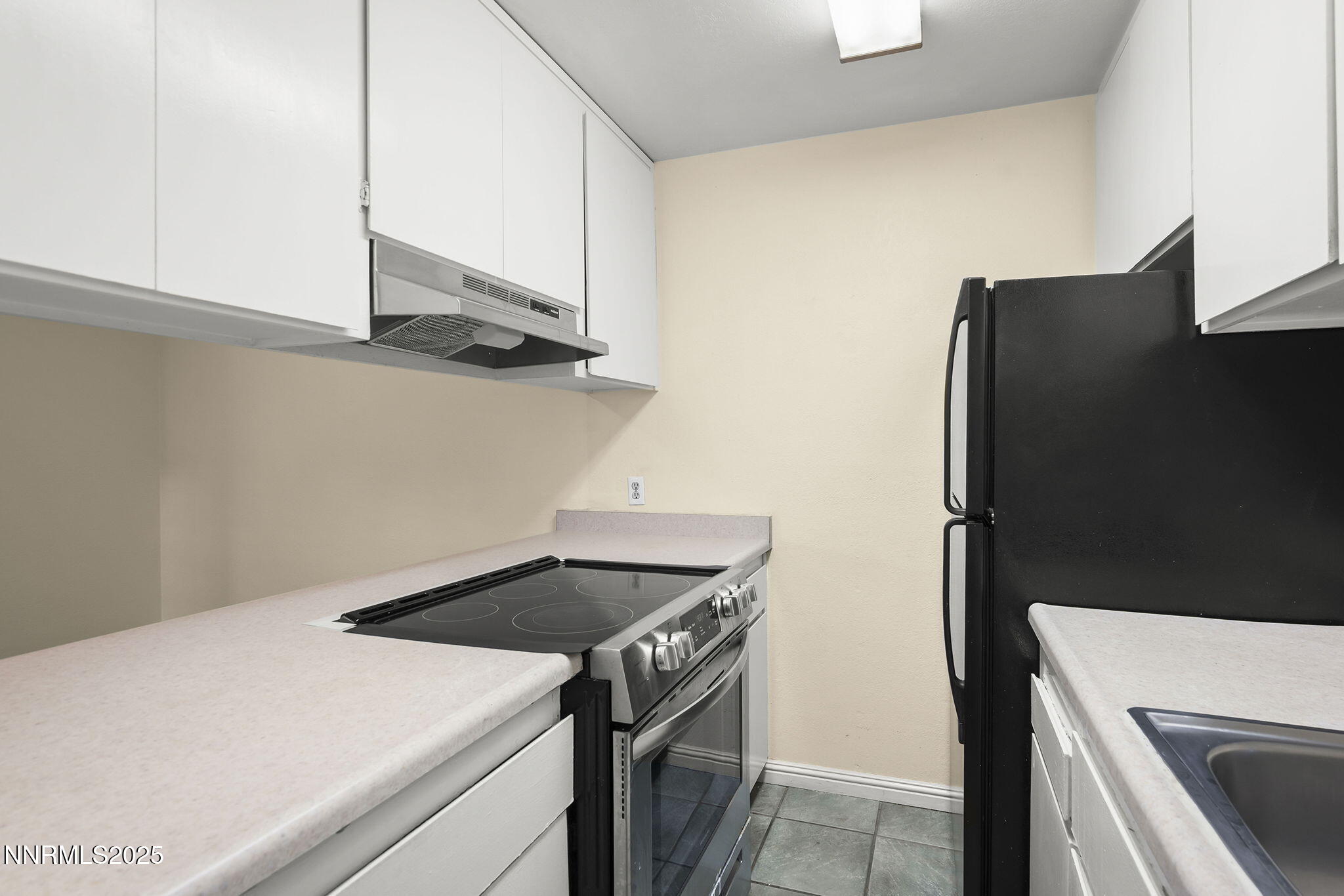 2450 Lymbery Street, Unit 105 Reno, NV 89509 - Photo 9 of 21 14-web-or-mls-_DSC1052