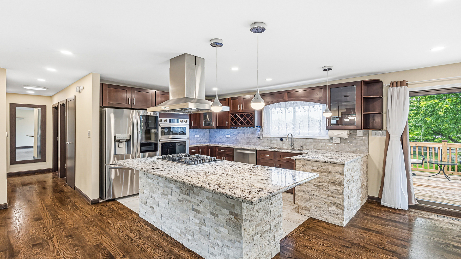 1770 North Newport Road Hoffman Estates, IL 60169 - Photo 12 of 50