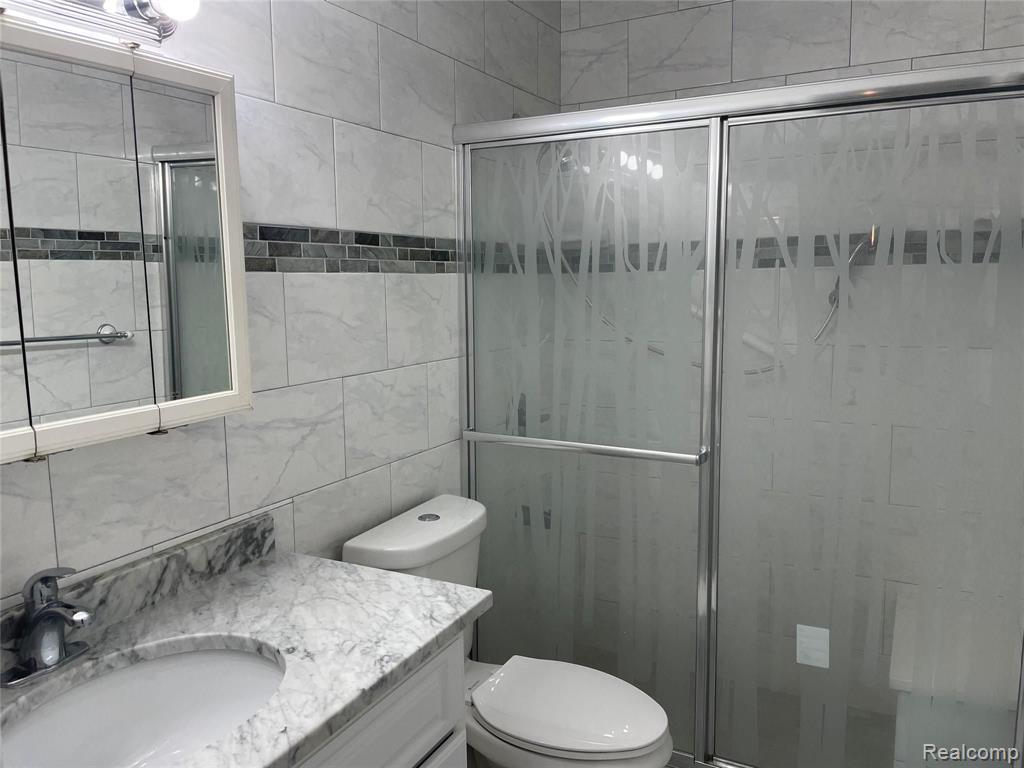 8401 18 18 Mile Road, Unit 199 Sterling Heights, MI 48313 - Photo 16 of 24